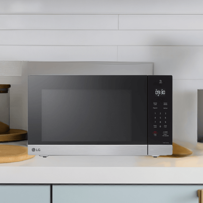 LG MSER1590S 1.5 Cu. Ft. Microwave with Smart Inverter - Stainless Steel