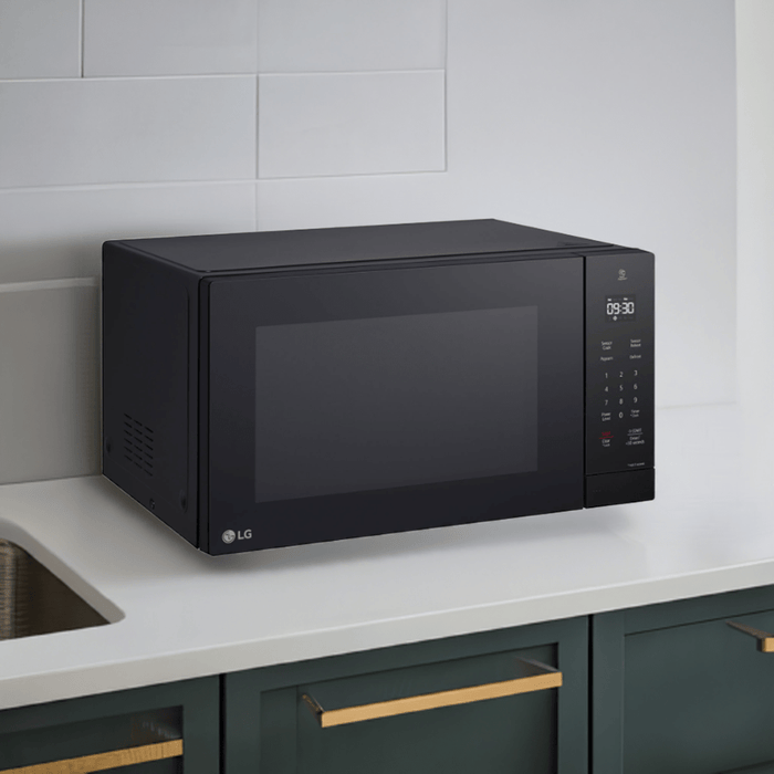 LG MSER1590B 1.5 Cu. Ft. Microwave with Smart Inverter - Black