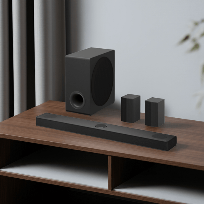 LG S80TR 580-Watt 5.1.3 Channel Sound Bar with Wireless Subwoofer & Rear Speakers