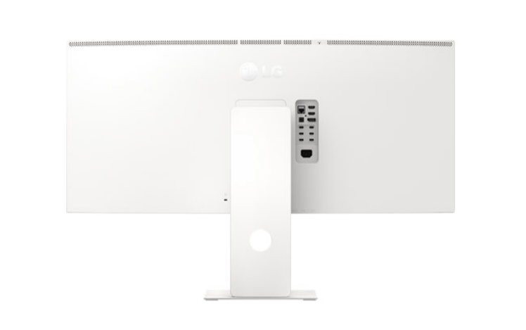 LG 40" 5K 120Hz 5ms GTG Curved IPS LED FreeSync Gaming Monitor (40U990A-W)