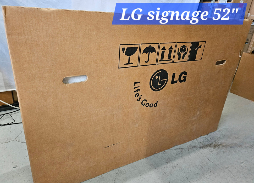 LG M5201C 52" 1920 x 1080 9ms Full HD WideScreen Large Format Display 500 cd/m2 1,600:1 DCR