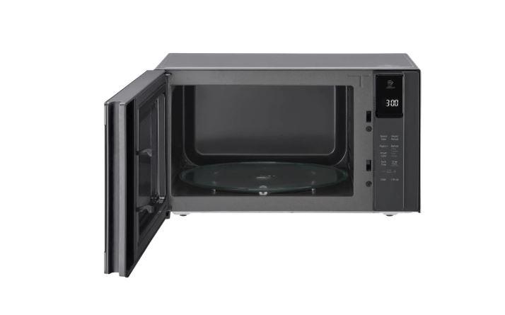 LG LMC1575ST 1.5 cu. ft. NeoChef™ Countertop Microwave with Smart Inverter and EasyClean